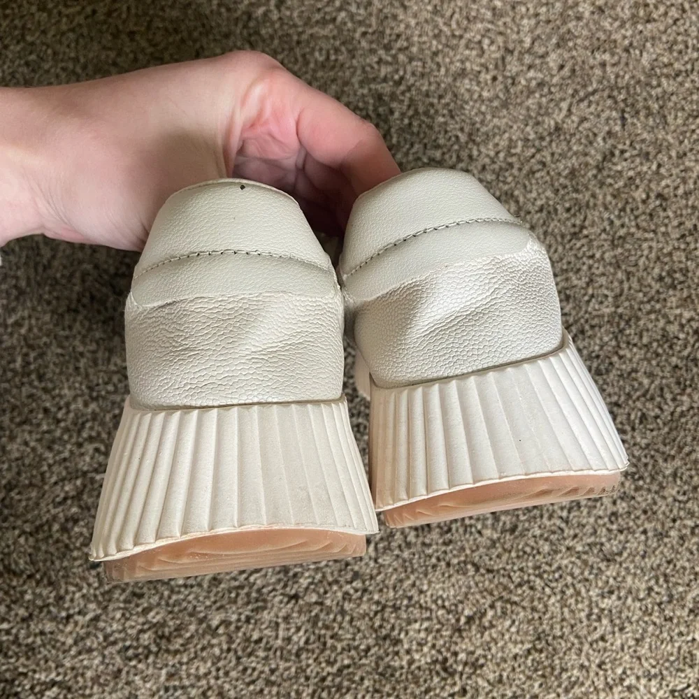 Dolce Vita Platform Sneaker Size 7.5